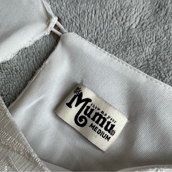 Show Me Your Mumu Knockout Boho Bell Sleeve Palm Dress Coastal Beach Bride White - Picture 3 of 15